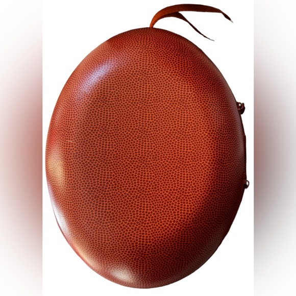 Hard Shell Carrying Case Compatible with Meta Quest 3, Drop and Scratch Proof Po - Picture 8 of 9